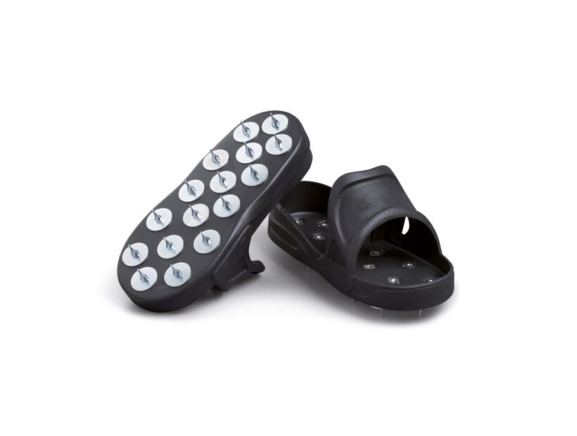 Sandales à clous